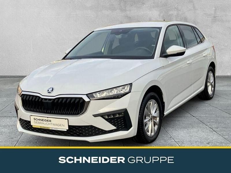 Weiß Gebraucht 2024 Skoda Scala Selection Kleinwagen | 24.890 € (Fairer Preis) - Bild 1/4