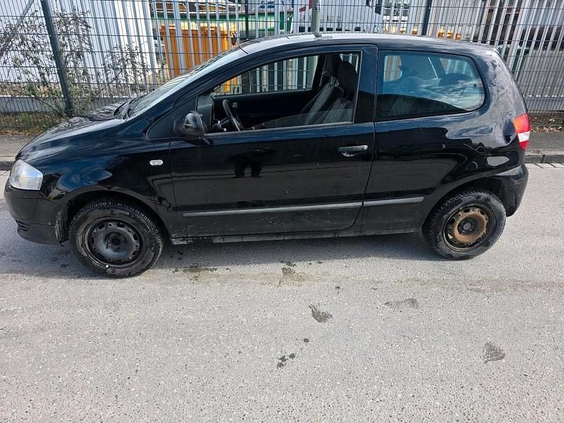 Second-hand VW Fox 55 CP (40 kW) 2005 Hatchback