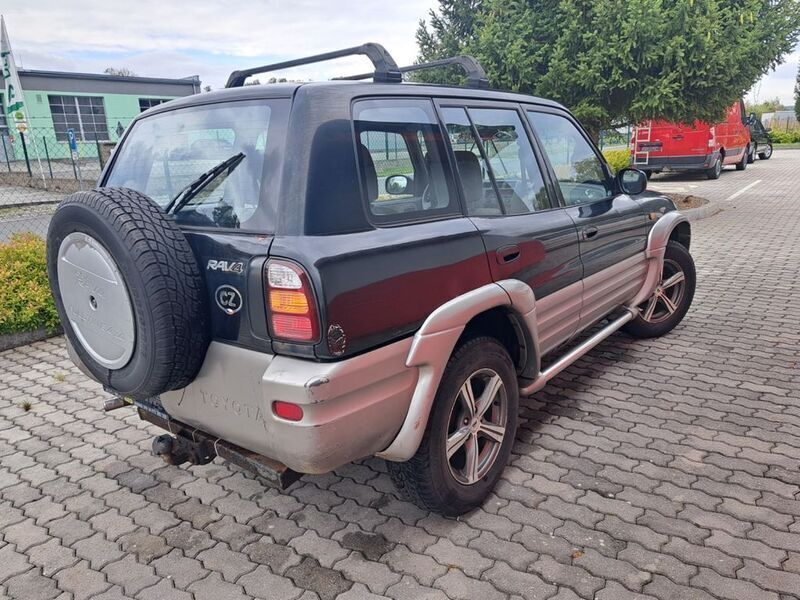 Gebraucht Toyota RAV4 128 PS (94 kW) 1997 Schwarz SUV
