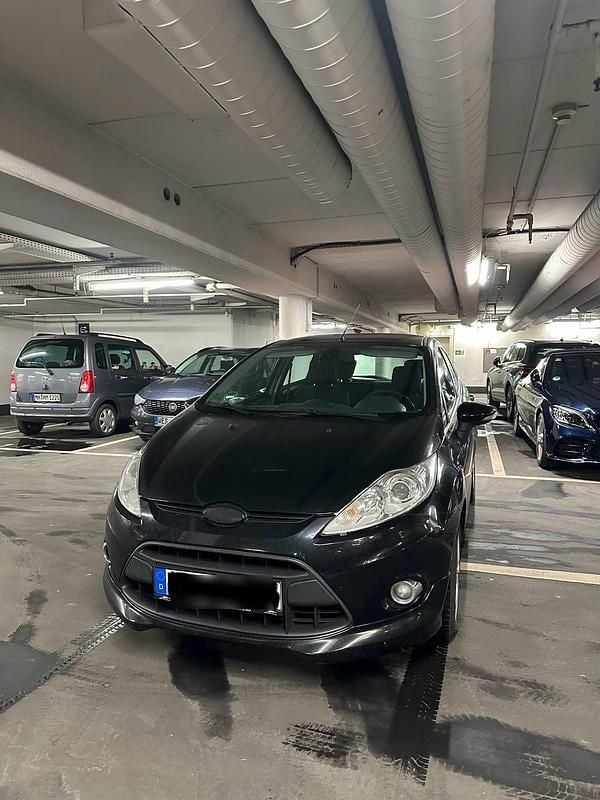 Schwarz Gebraucht 2010 Ford Fiesta Kleinwagen | 2.500 € (Fairer Preis) - Bild 1/4