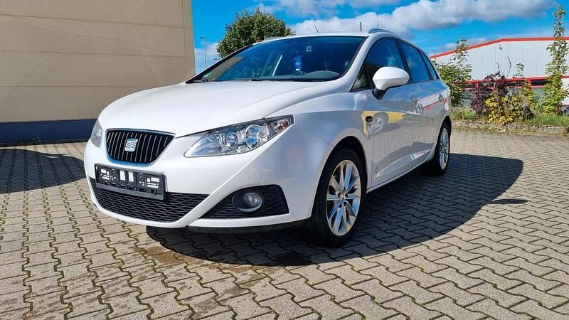 Weiß Gebraucht 2011 Seat Ibiza ST Copa Kombi | 1.999 € (Superpreis) - Bild 1/4