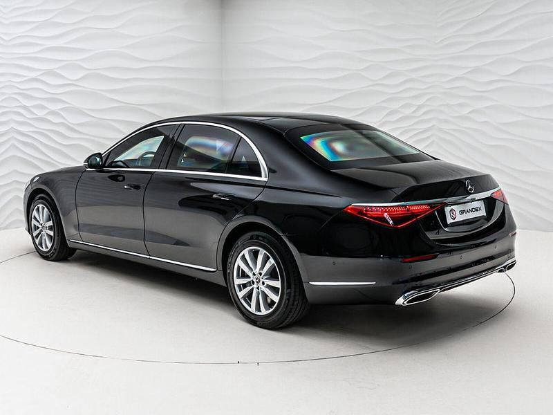 Neu Mercedes S680 612 PS (450 kW) 2025 Schwarz Limousine