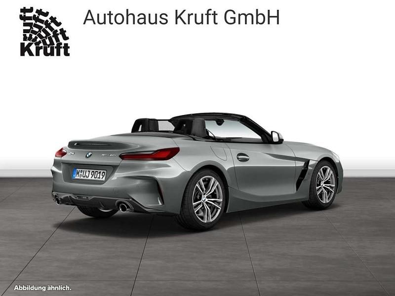 Gebraucht BMW Z4 197 PS (144 kW) 2025 Grau Cabrio