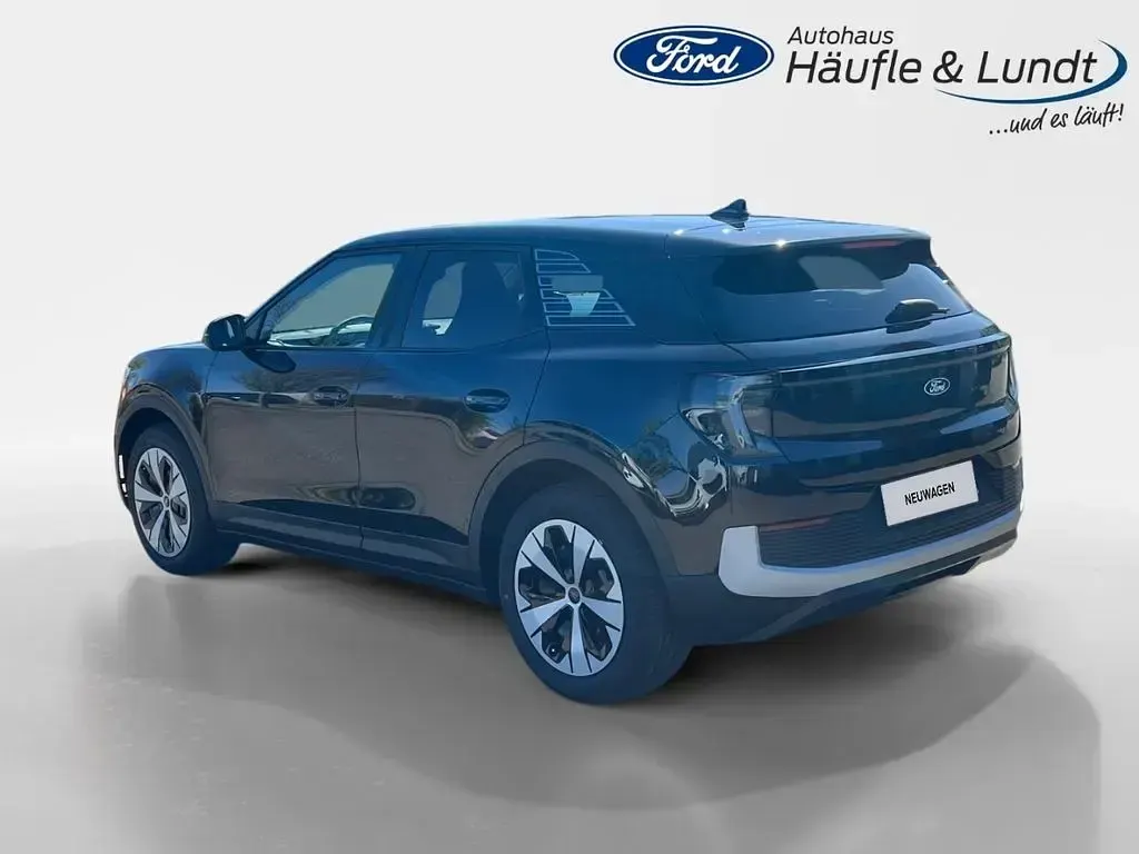 Neu Ford Explorer 125 kW (170 PS) 2026 Schwarz SUV