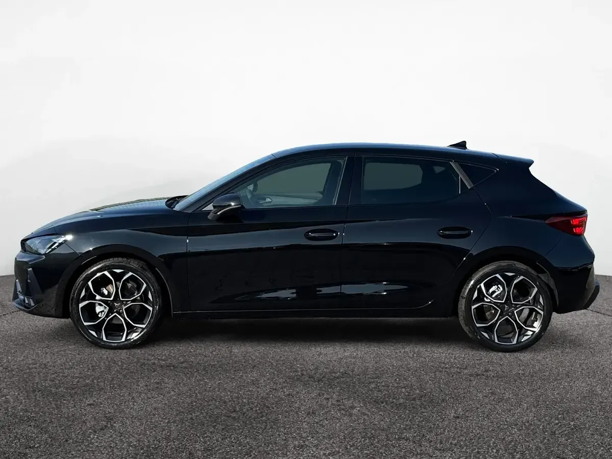 Gebraucht Cupra Leon 150 PS (110 kW) 2026 Mitternachtsschwarz Limousine