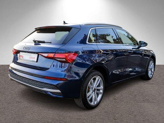 Gebraucht Audi A3 Advanced Plus 116 PS (85 kW) 2024 Navarrablau metallic Limousine