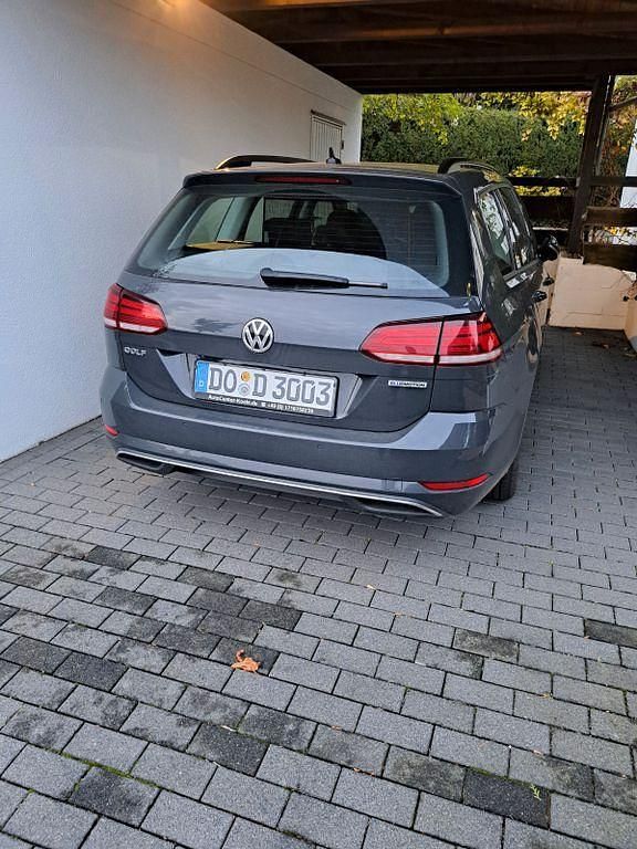 Grau Gebraucht 2020 VW Golf VIII United Kombi | 14.550 € (Guter Preis) - Bild 1/4