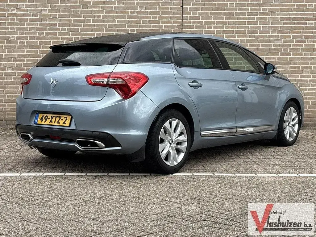 Gebraucht Citroën DS5 So Chic 111 PS (81 kW) 2012 Blau Kleinwagen