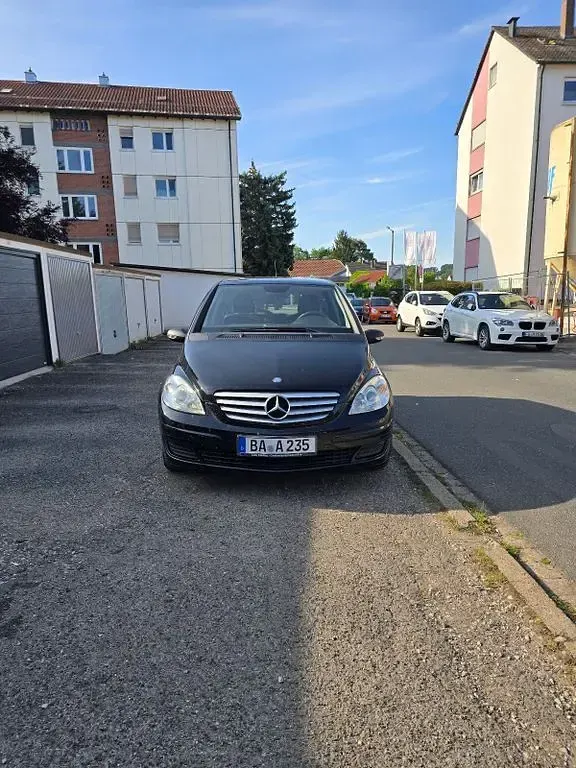Gebraucht Mercedes B150 95 PS (69 kW) 2006 Schwarz Van / Kleinbus