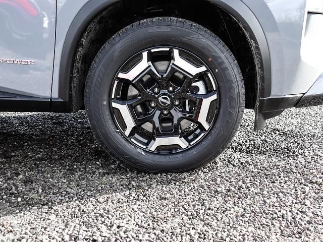Neu Nissan X-Trail 360º 204 PS (150 kW) 2026 Grau SUV