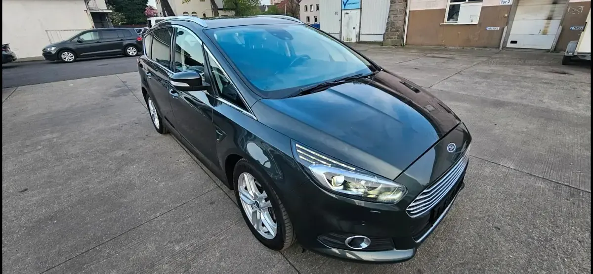 Gebraucht Ford S-MAX S 241 PS (177 kW) 2020 Grün Van / Kleinbus