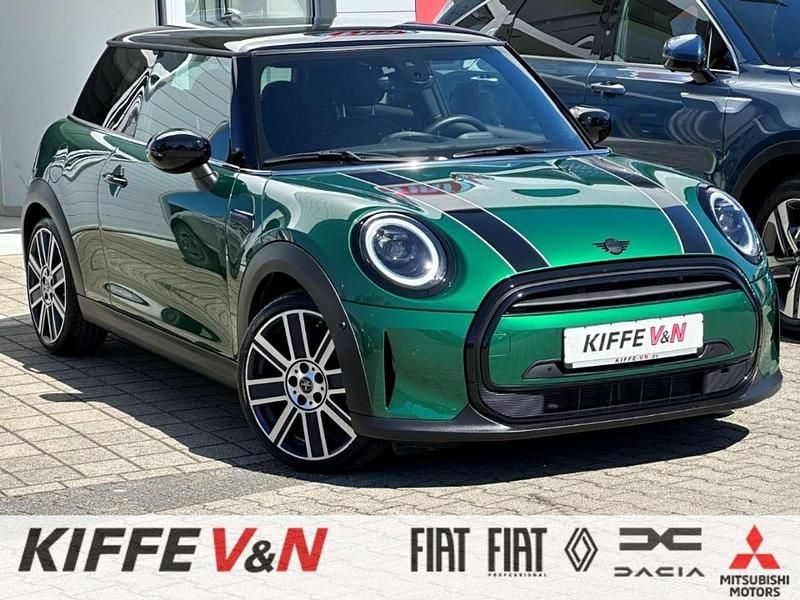 Second-hand Mini Cooper 136 CP (100 kW) 2024 Verde Hatchback