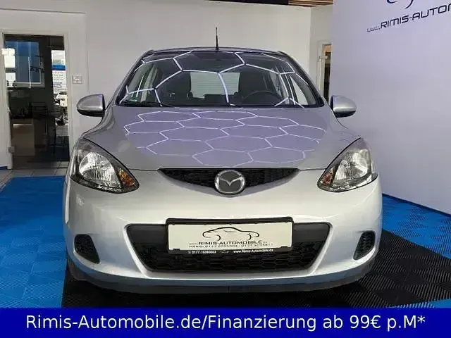 Gebraucht Mazda 2 Independence 89 PS (65 kW) 2010 Satinsilber metallic Kleinwagen