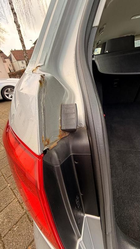 Gebraucht VW Passat 140 PS (102 kW) 2011 Silber Kombi