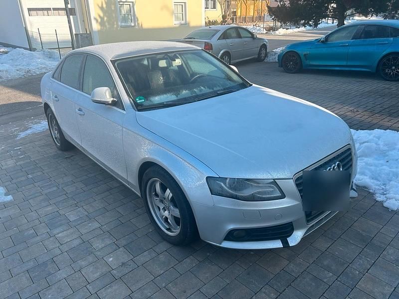 Silber Gebraucht 2008 Audi A4 Limousine | 3.800 € (Guter Preis) - Bild 1/4