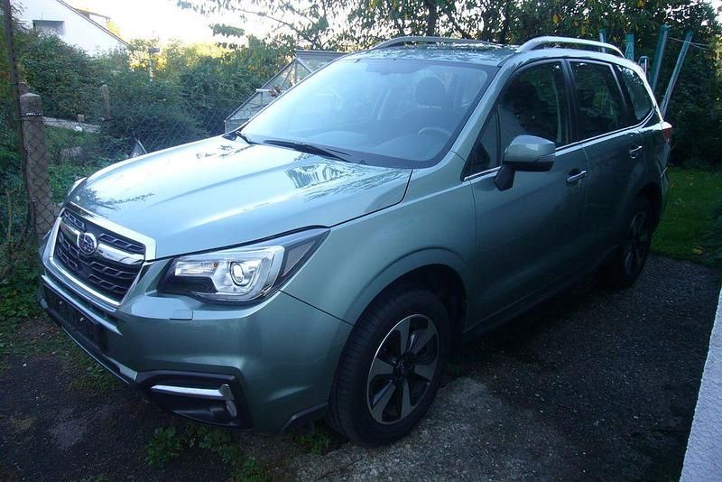Gebraucht Subaru Forester Exclusive+ 150 PS (110 kW) 2017 Grün SUV