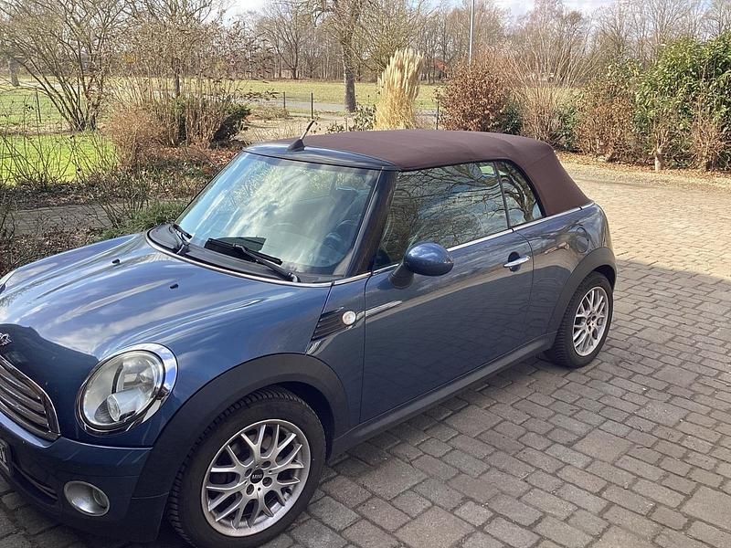 Gebraucht Mini Cooper Cabriolet 120 PS (88 kW) 2010 Blau Cabrio