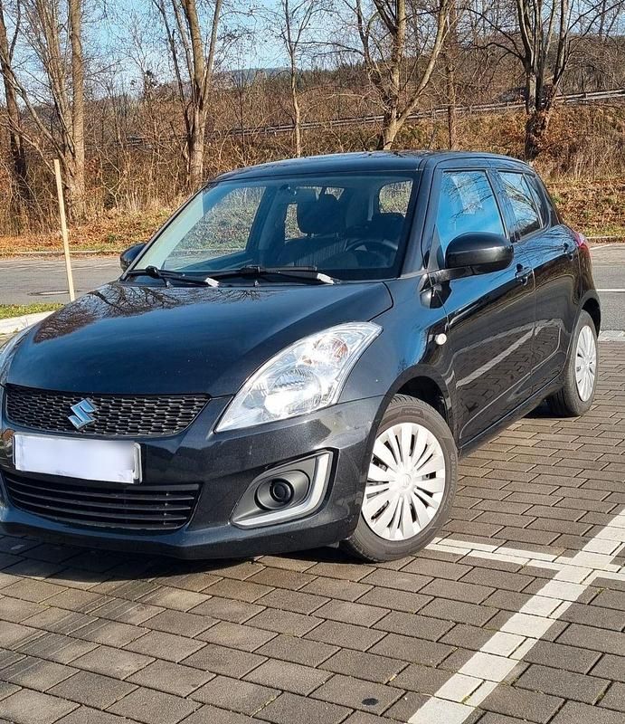 Schwarz Gebraucht 2014 Suzuki Swift Club Kleinwagen | 4.300 € (Guter Preis) - Bild 1/4