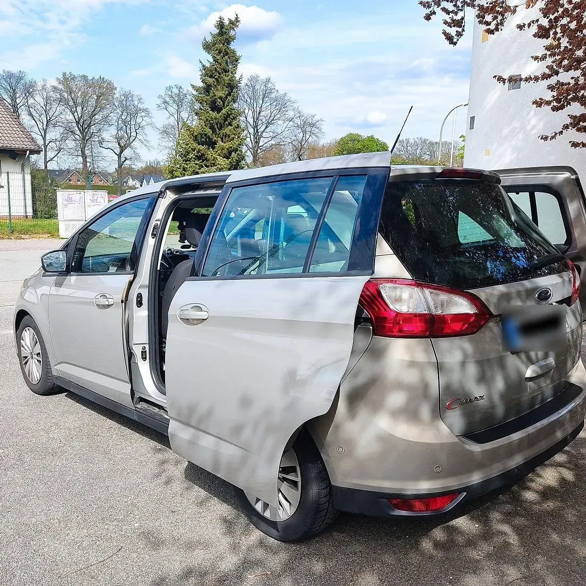 Gebraucht Ford Grand C-Max Titanium 150 PS (110 kW) 2015 Van / Kleinbus
