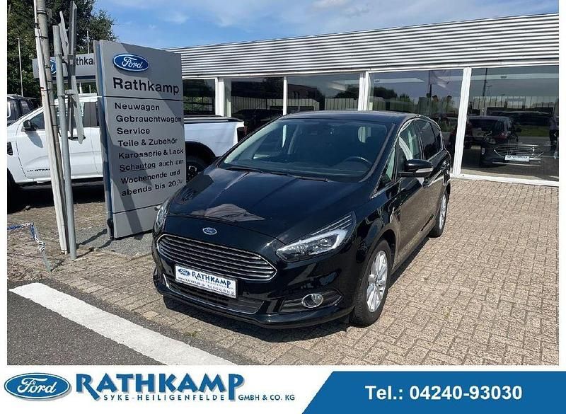 Iridiumschwarz Gebraucht 2016 Ford S-MAX Titanium Van / Kleinbus | 15.950 € (Etwas zu teuer) - Bild 1/4