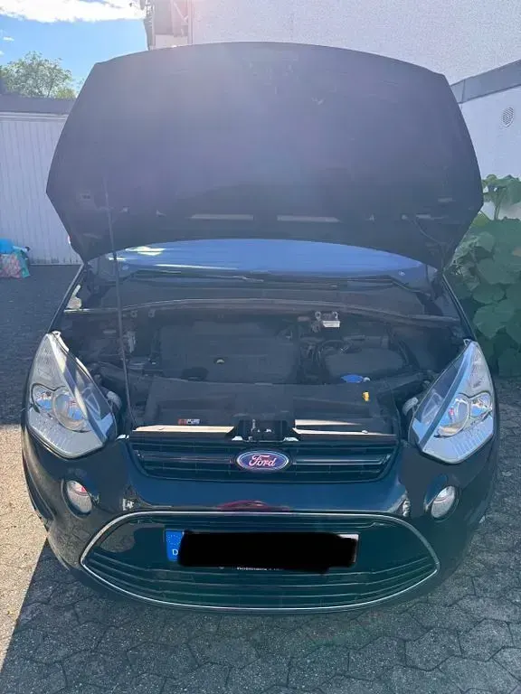 Gebraucht Ford S-MAX Titanium 163 PS (119 kW) 2014 Schwarz Van / Kleinbus