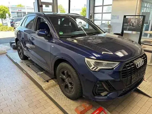 Gebraucht Audi Q3 S-Line 150 PS (110 kW) 2022 Blau SUV