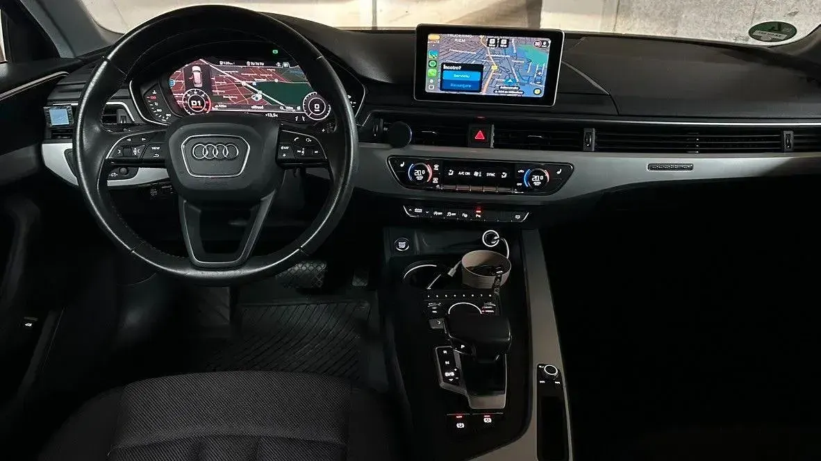 Gebraucht Audi A4 Design 190 PS (139 kW) 2018 Blau Kombi