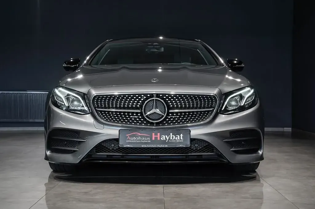 Gebraucht Mercedes E300 AMG 245 PS (180 kW) 2019 Grau Coupé