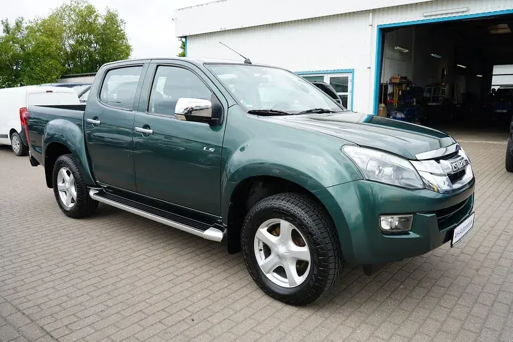 Gebraucht Isuzu D-Max 163 PS (119 kW) 2016 Grün SUV