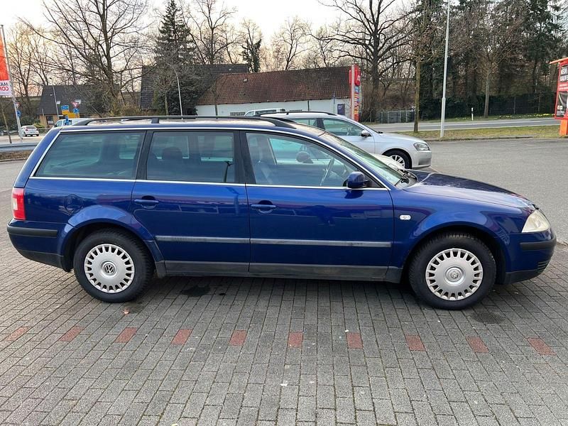 Gebraucht VW Passat Executive 116 PS (85 kW) 2002 Grau Limousine