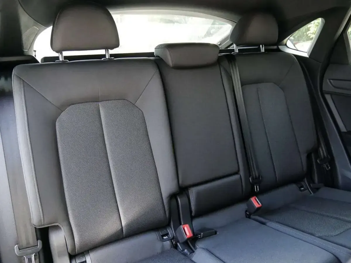 Gebraucht Audi Q3 S-Line 150 PS (110 kW) 2022 Tausilber metallic SUV