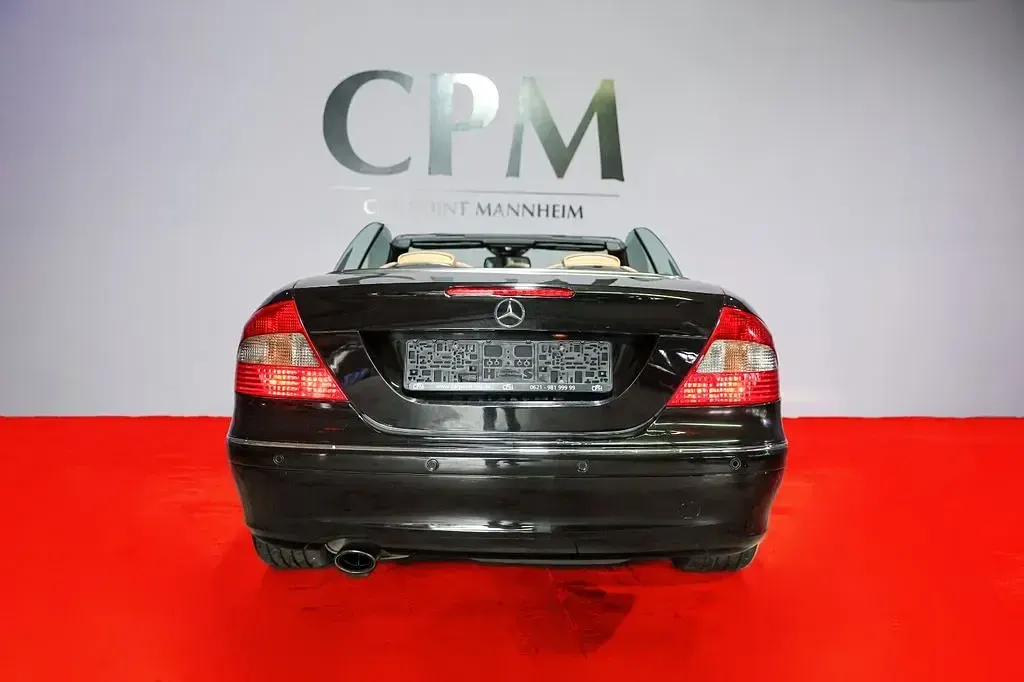 Gebraucht Mercedes CLK200 Avantgarde 184 PS (135 kW) 2007 Schwarz Cabrio