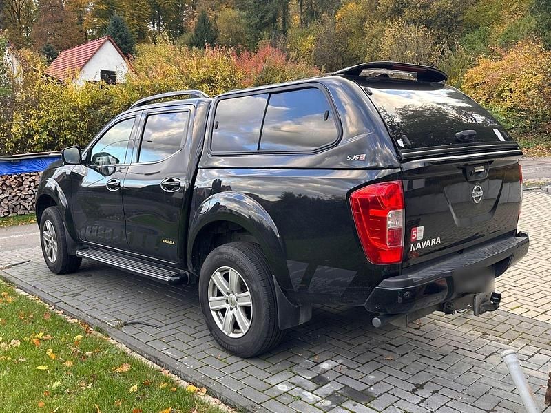 Gebraucht Nissan Navara 190 PS (139 kW) 2020 Schwarz Abholung