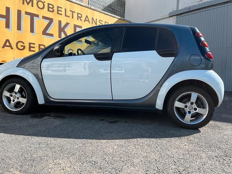 Gebraucht Smart ForFour 75 PS (55 kW) 2006 Weiß Kleinwagen