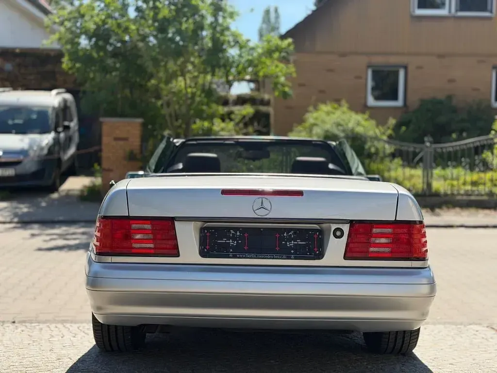 Gebraucht Mercedes SL320 231 PS (169 kW) 1997 Silber Cabrio