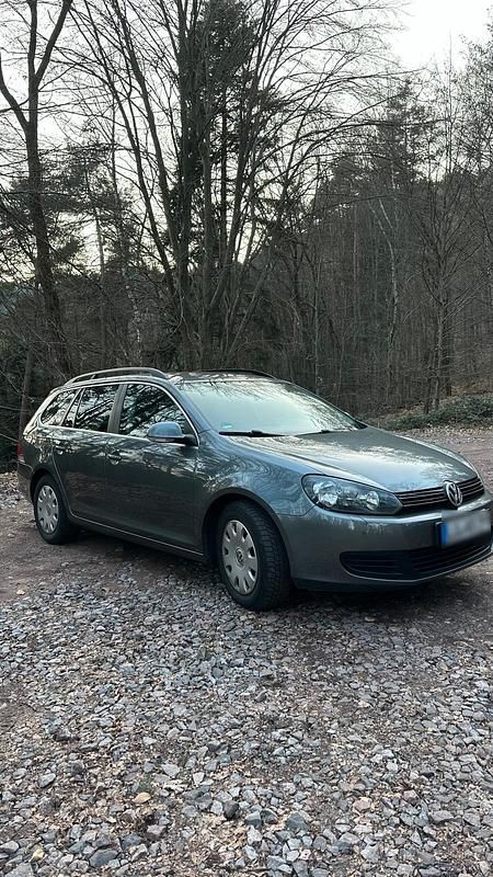 Gebraucht VW Golf VI 105 PS (77 kW) 2011 Grau Kleinwagen