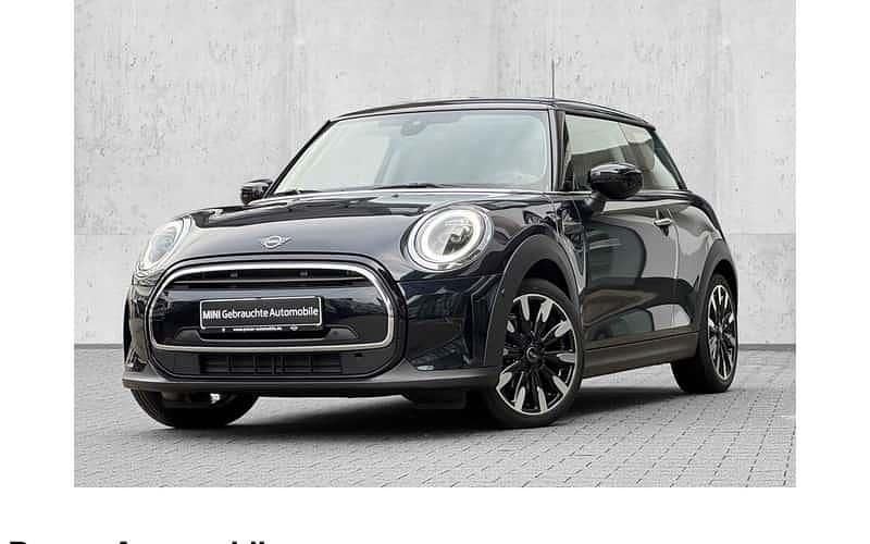 Schwarz Gebraucht 2023 Mini Cooper Clubman Kombi | 25.880 € (Fairer Preis) - Bild 1/4