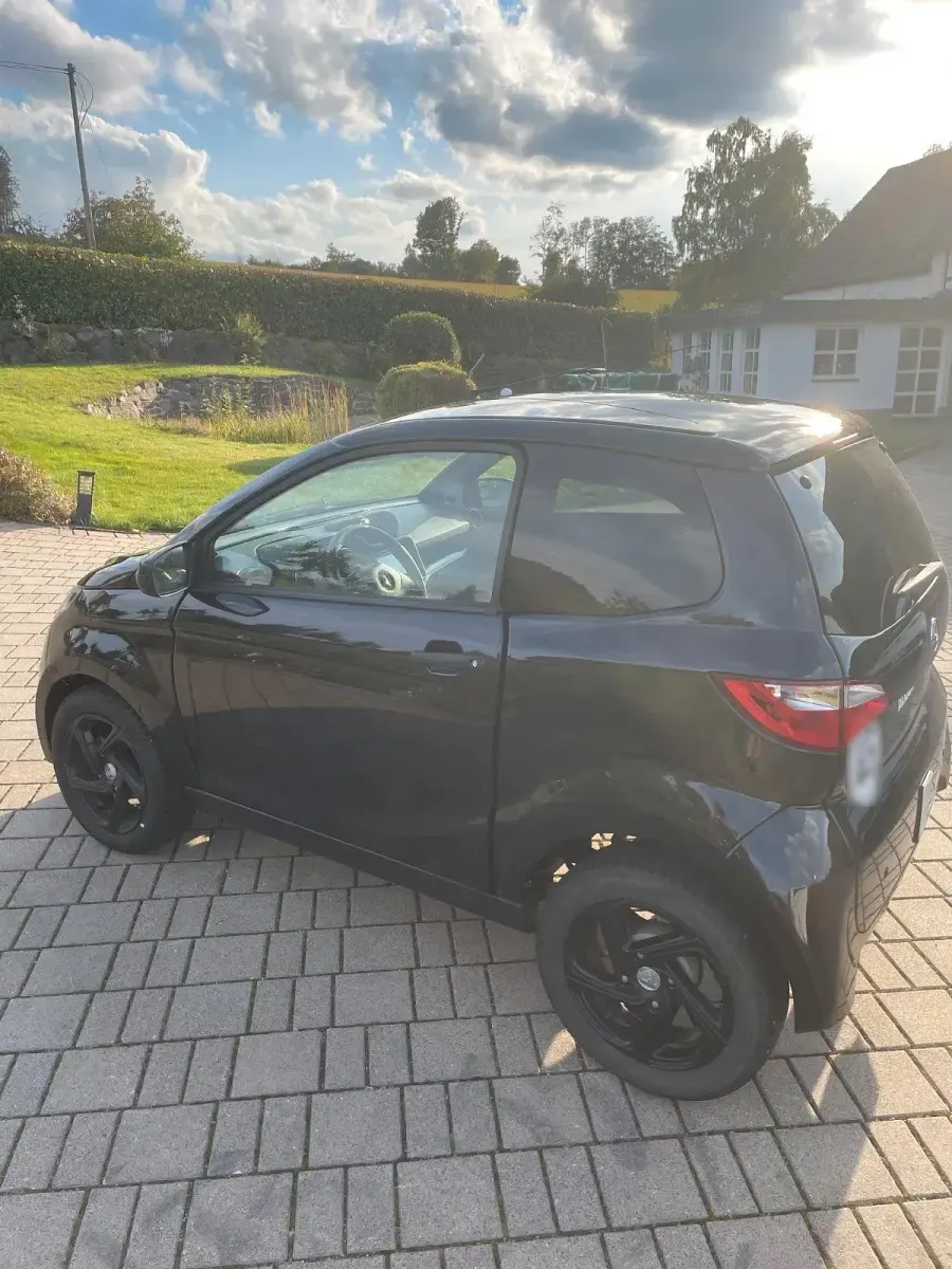 Używany Aixam City 2018 Czarny Hatchback