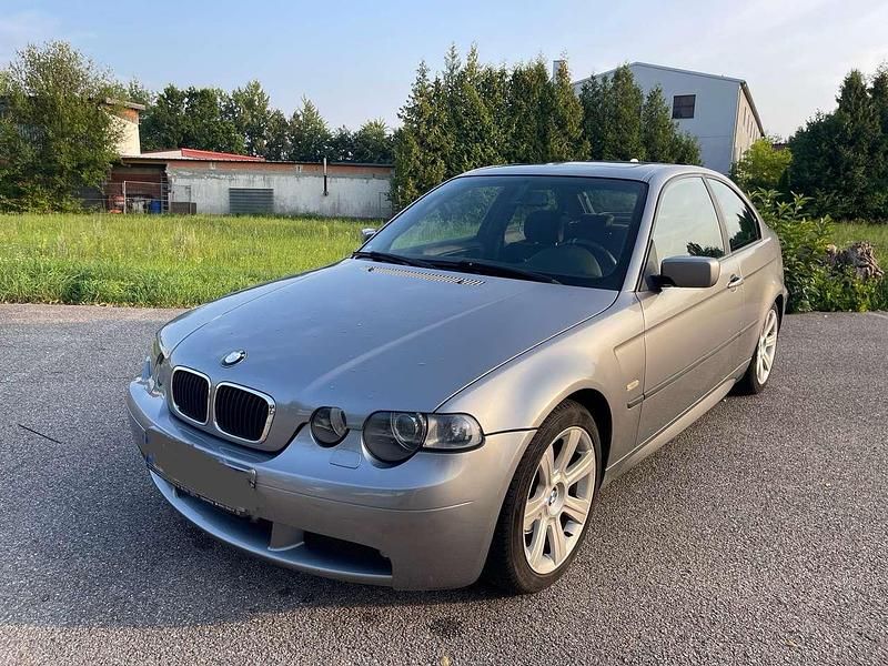 Grau Gebraucht 2003 BMW 316 Compact Kleinwagen | 1.900 € (Fairer Preis) - Bild 1/4