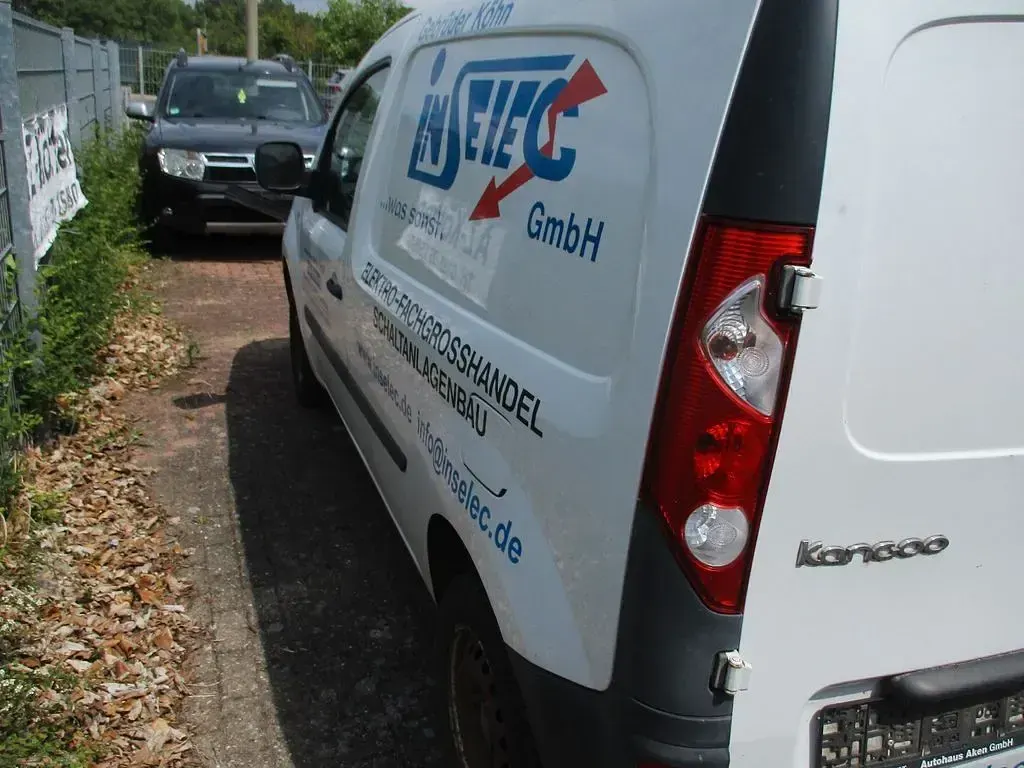 Gebraucht Renault Kangoo Basis 75 PS (55 kW) 2011 Weiß Van / Kleinbus