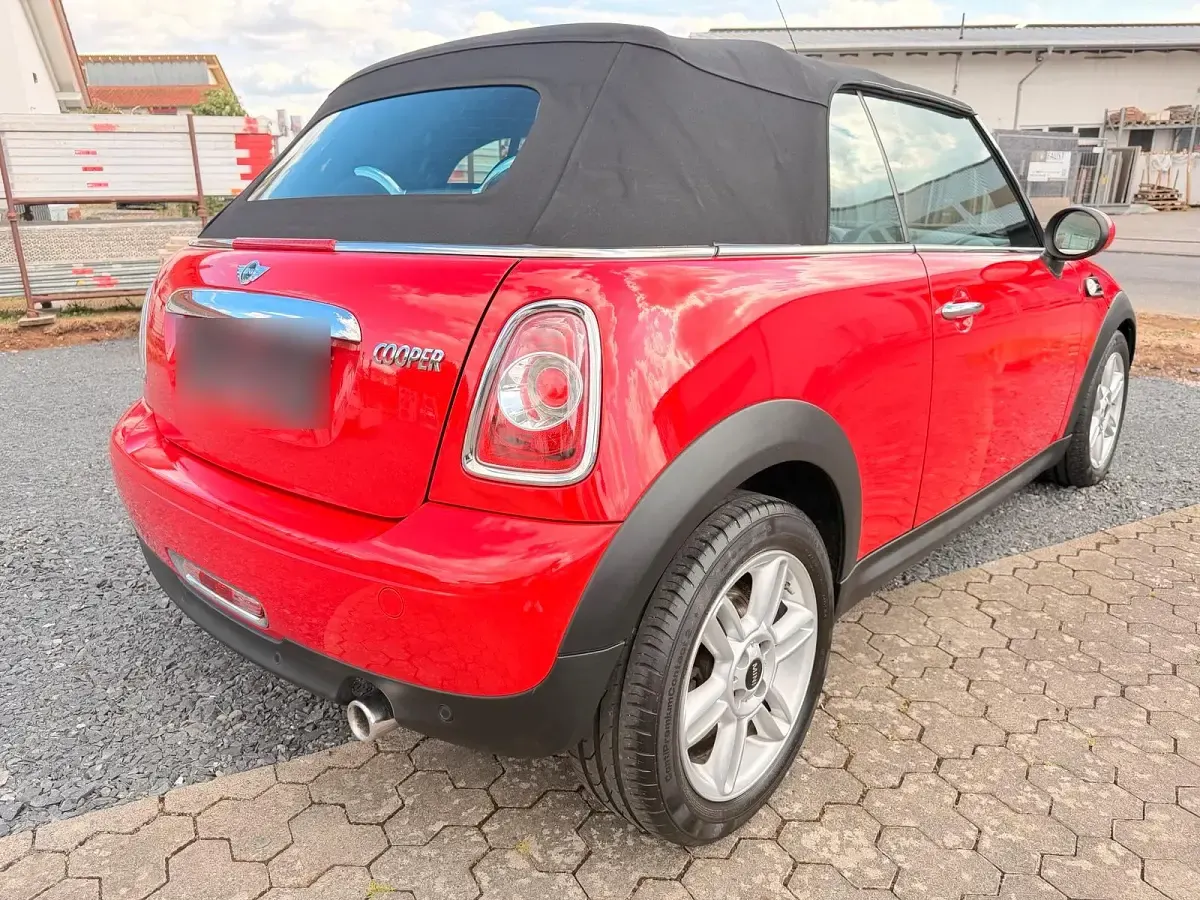 Gebraucht Mini Cooper Cabriolet 122 PS (89 kW) 2015 Rot Cabrio