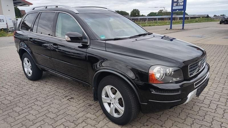Schwarz Gebraucht 2012 Volvo XC90 Kinetic SUV | 9.300 € (Superpreis) - Bild 1/4