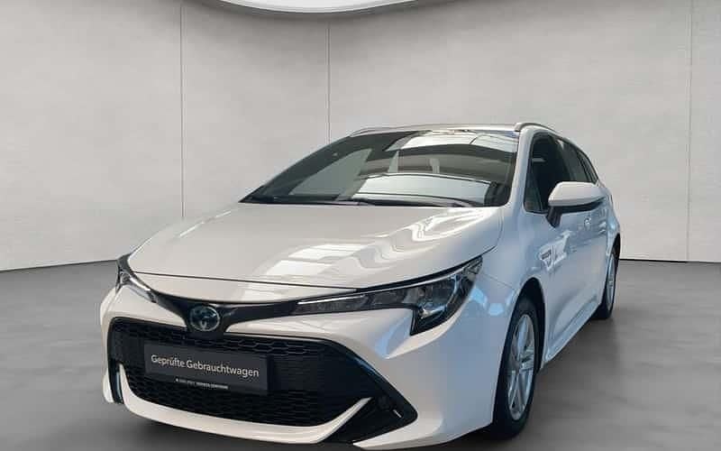 Weiß Gebraucht 2021 Toyota Corolla Comfort Kombi | 20.950 € (Guter Preis) - Bild 1/4