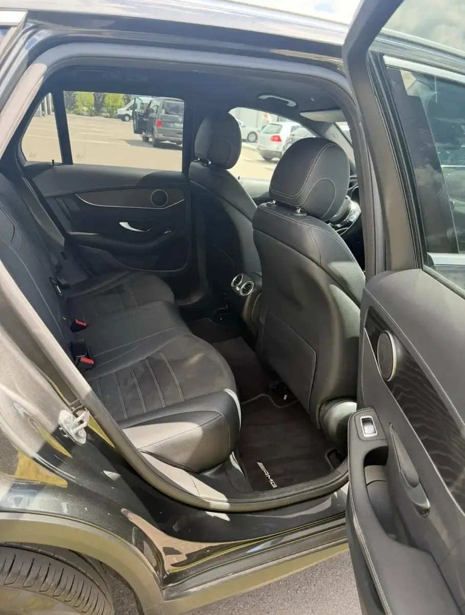 Gebraucht Mercedes GLC300e 320 PS (235 kW) 2020 Grau SUV