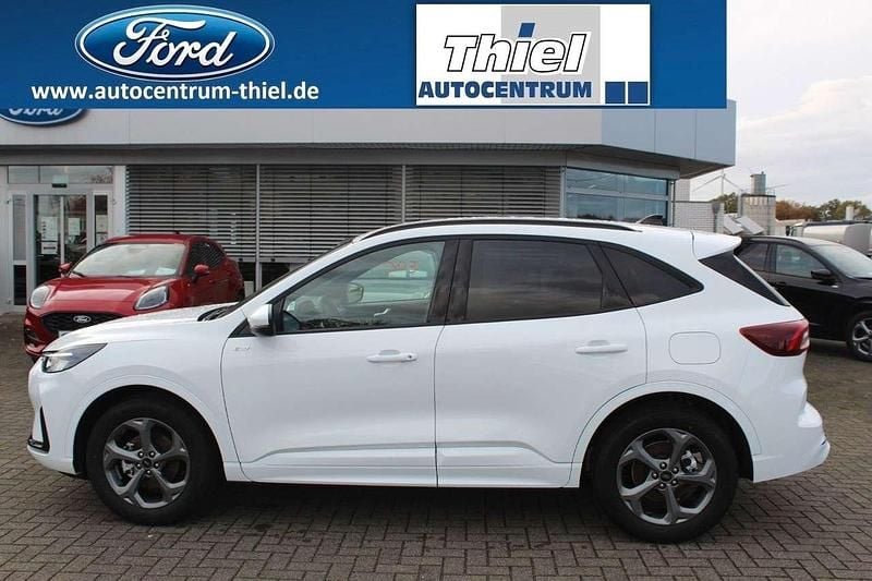 Neu Ford Kuga ST-Line 188 PS (138 kW) 2025 Weiß SUV