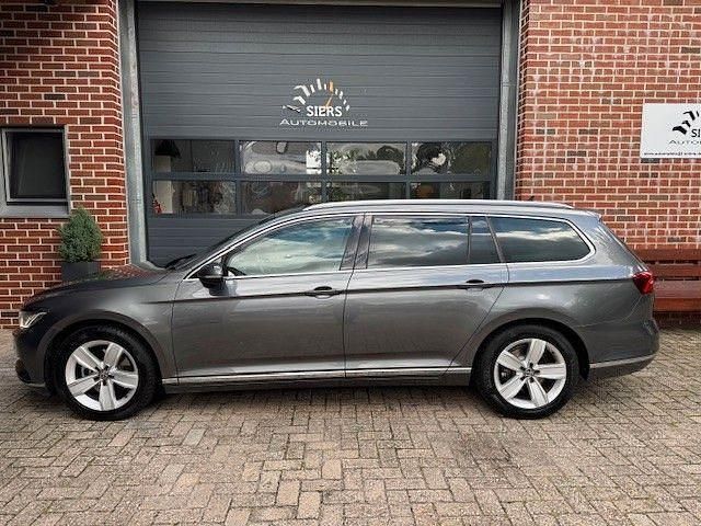 Gebraucht VW Passat Highline 120 PS (88 kW) 2017 Grau Limousine