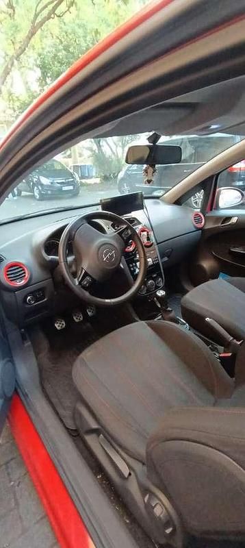 Gebraucht Opel Corsa 90 PS (66 kW) 2010 Rot Kleinwagen