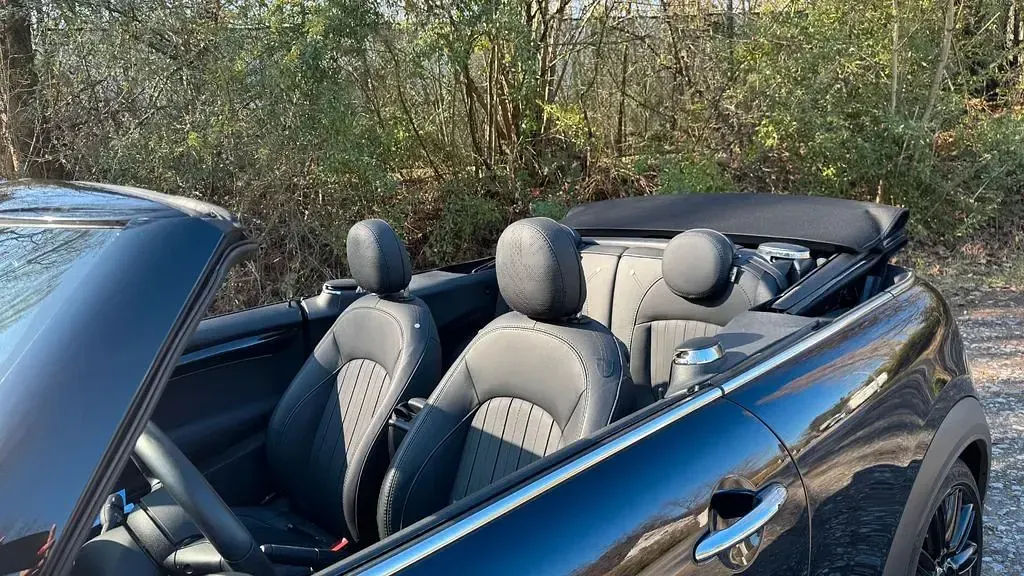 Gebraucht Mini Cooper S Cabriolet Classic 178 PS (130 kW) 2021 Schwarz Cabrio