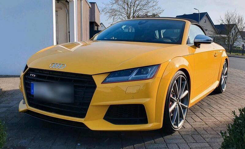 Gelb Gebraucht 2017 Audi TT Roadster Design Cabrio | 35.200 € (Fairer Preis) - Bild 1/4