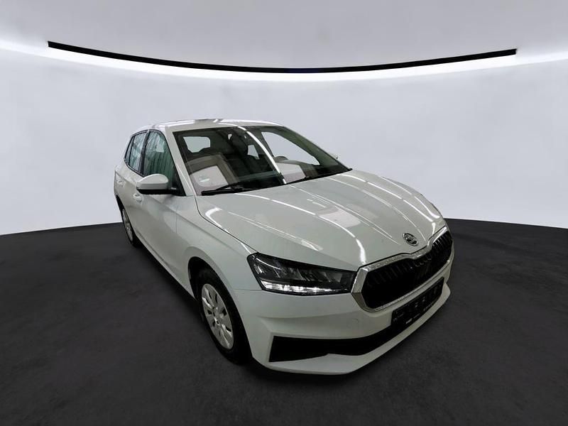 Gebraucht Skoda Fabia Ambition 95 PS (69 kW) 2022 Weiß Kleinwagen